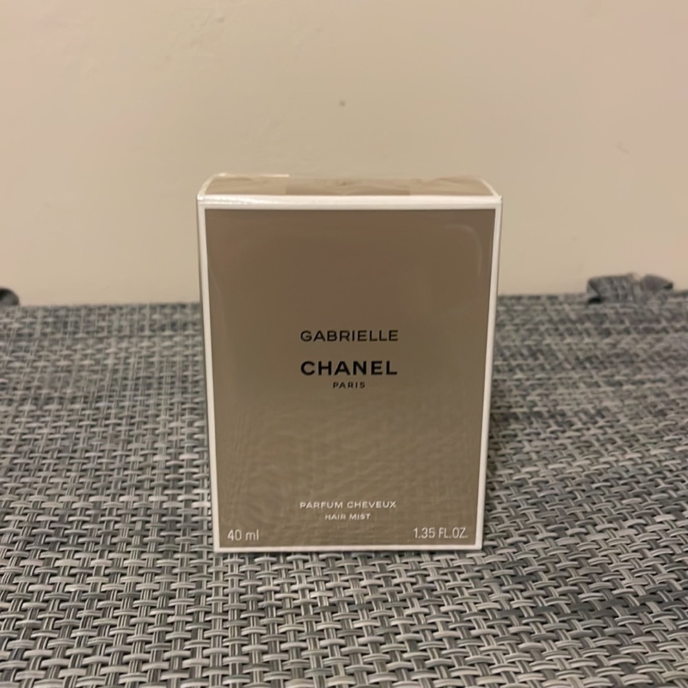 Chanel Paris Gabrielle Essence